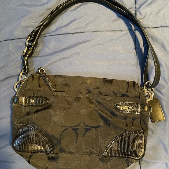 Coach Bag - Picture 2 of 5